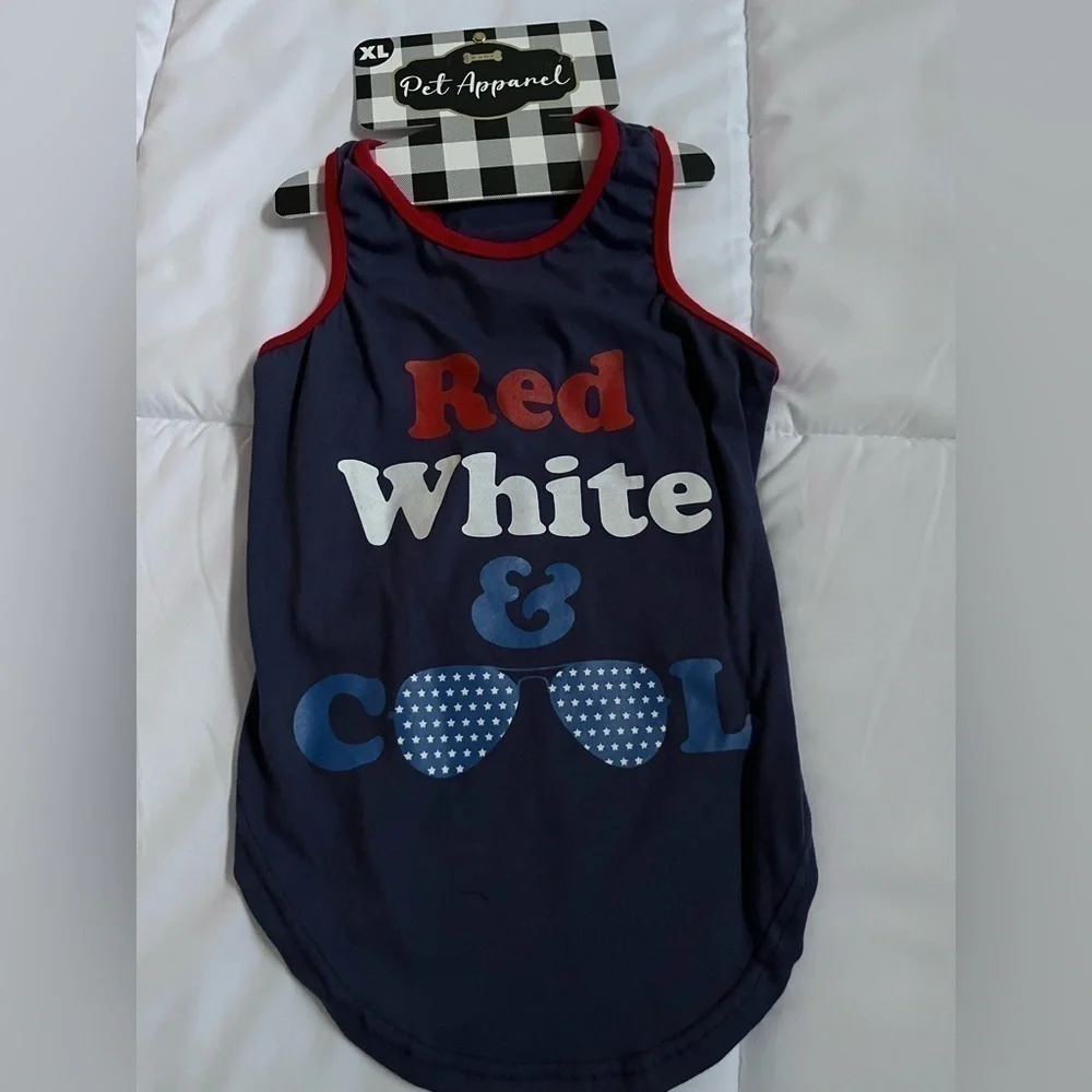 Pet apparel: doggie tank top